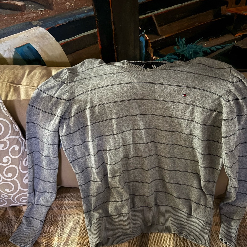 Tommy Hilfiger V Neck sweater